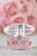 Load image into Gallery viewer, Versace Bright Crystal Eau De Toilette Spray 1.7 oz