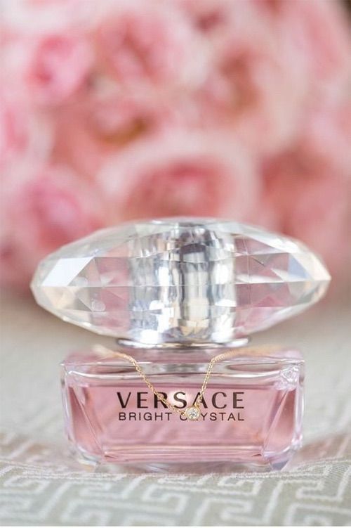 Versace Bright Crystal Eau De Toilette Spray 1.7 oz