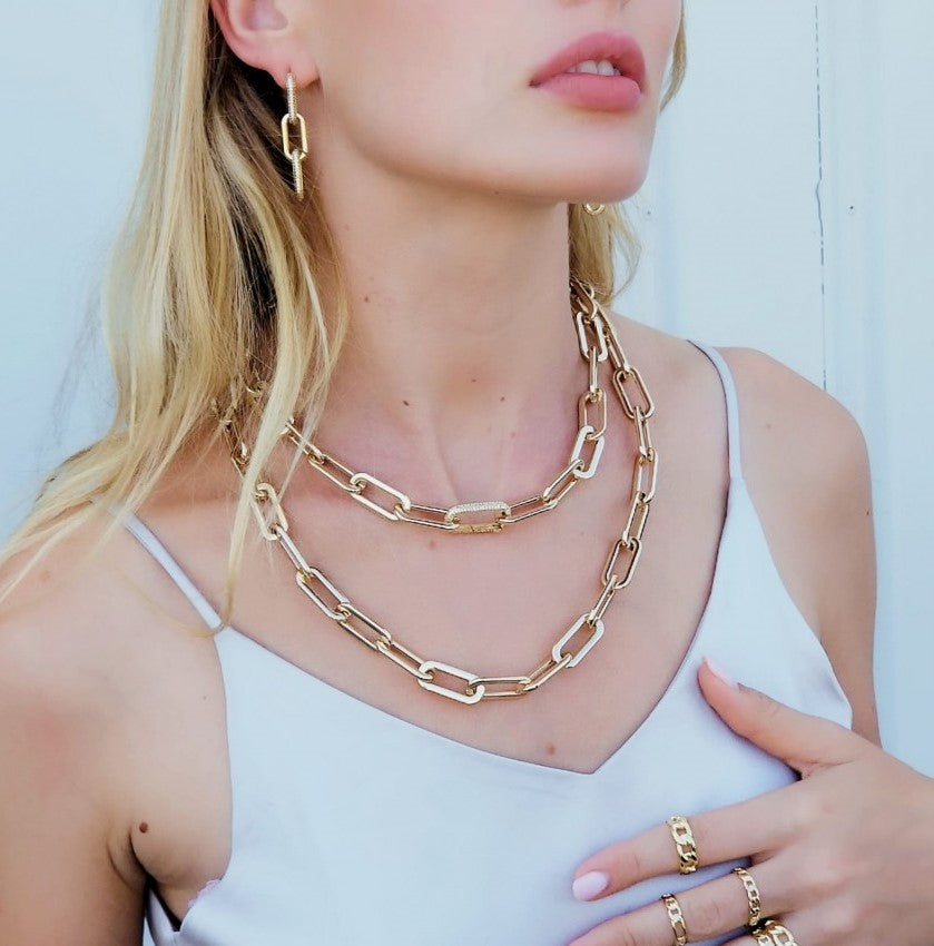 Amazon.com: Layered Chunky Necklace for Women Gold Cuban Link Chain  Carabiner Necklace Punk Statement Necklace Chunky Choker Necklace Jewelry  Gifts for Teen Girls（3Pcs Gold）: Clothing, Shoes & Jewelry